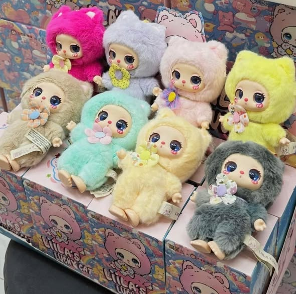 Liila V1 Lilla's Lucky Cat Plush Blind Box