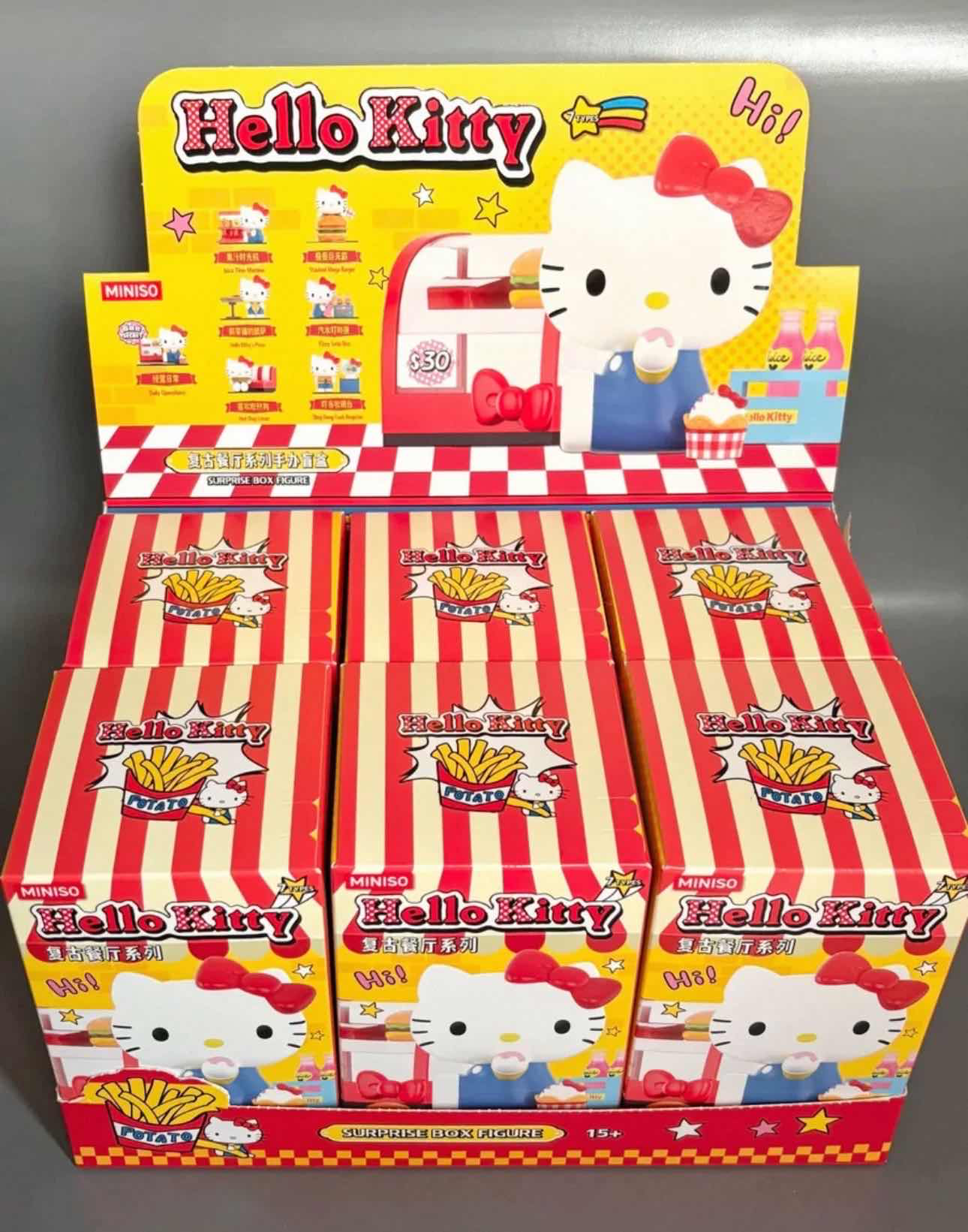 Hello Kitty Vintage Restaurant Series Blind Box Figure